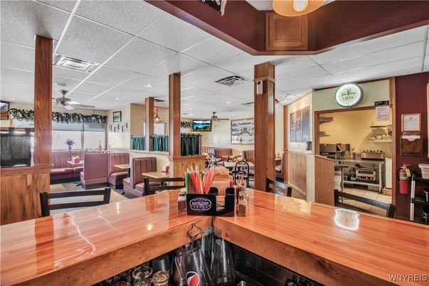 Dining room, Interior, Recessed Lighting