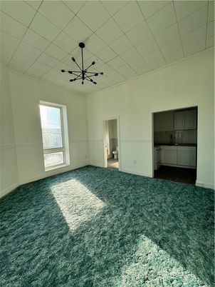 Empty room, Interior, Pendant Lights
