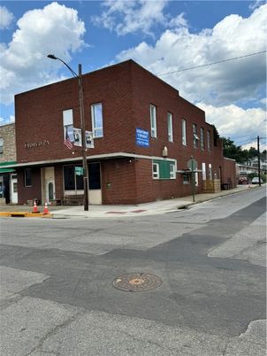 Exterior, Facade, Brick Facade, Condo Building