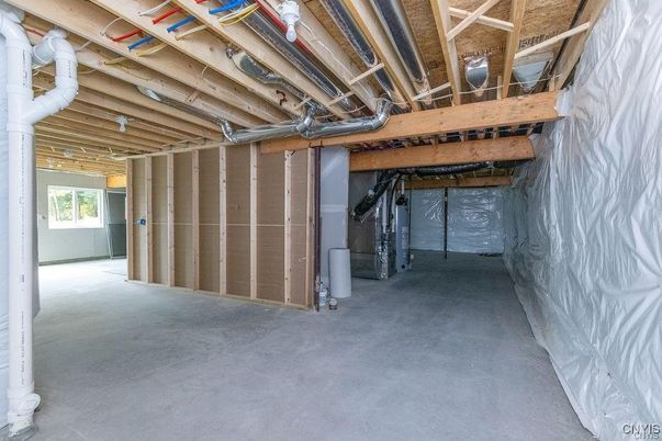 Garage, Interior, Wooden Beams