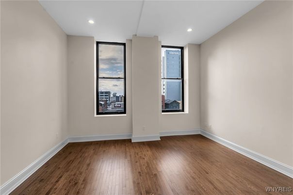 Empty room, Interior, Recessed Lighting, Wood Texture Flooring