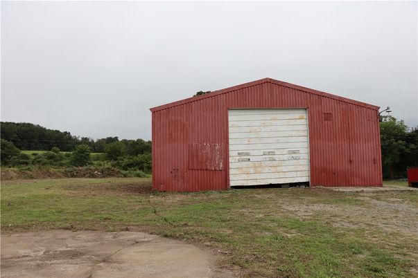 Backyard, Detached Garage, Exterior