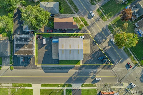 Exterior, Drone