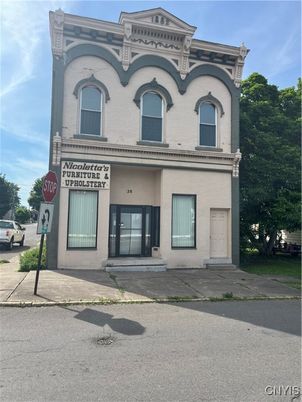 Exterior, Facade, None