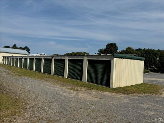 Detached Garage, Exterior