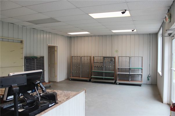 Fitness Equipment, Interior, Recessed Lighting