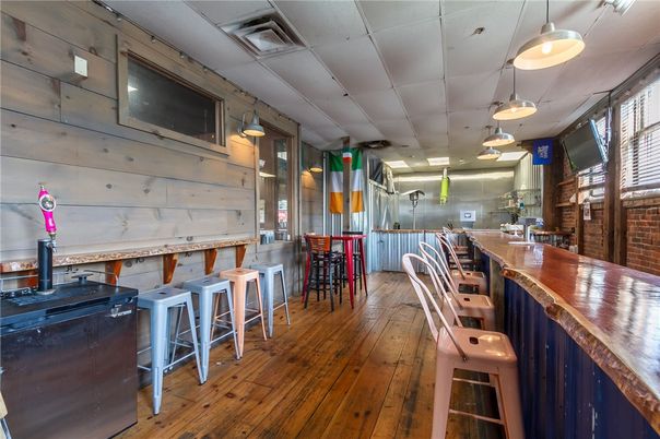 Dining room, Interior, Kitchen, Pendant Lights, Wood Texture Flooring