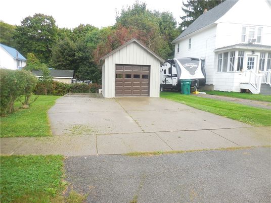 Detached Garage, Exterior