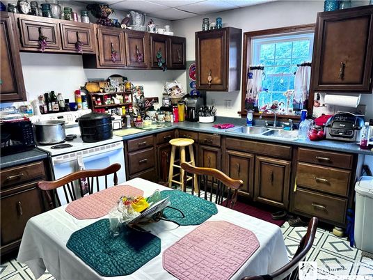 Dining room, Interior, Kitchen