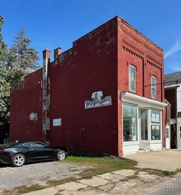 Exterior, Facade, Condo Building