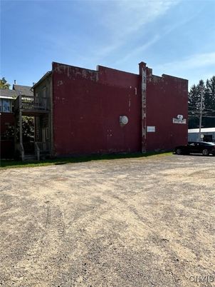 Exterior, Facade, None