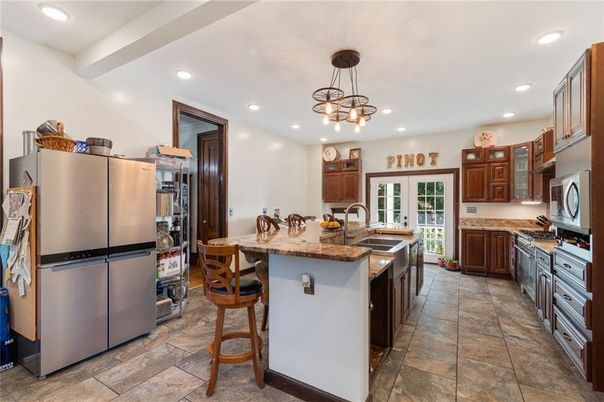 Interior, Kitchen, Pendant Lights, Recessed Lighting, Stainless Steel Appliances