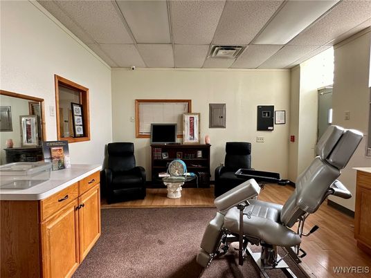 Fitness Equipment, Interior, Wood Texture Flooring