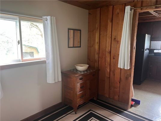 Interior, Wooden Walls