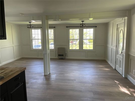 Empty room, Interior, Pendant Lights, Wood Texture Flooring