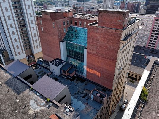 Exterior, Drone
