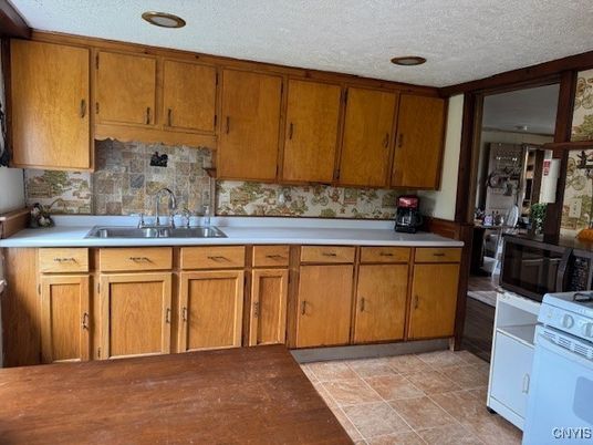 Interior, Kitchen, Recessed Lighting