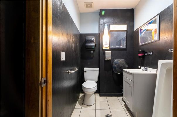Bathroom, Interior