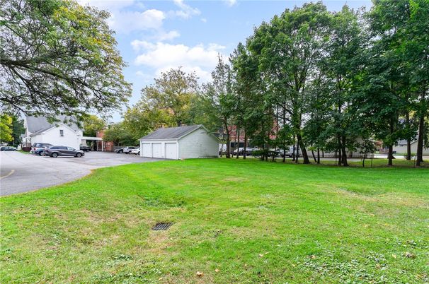Backyard, Detached Garage, Exterior