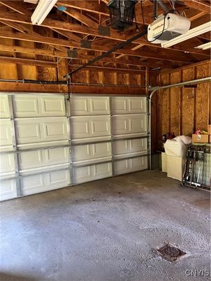 Garage, Interior, Wooden Beams, Wooden Walls