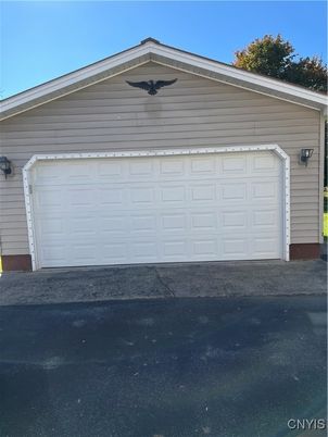 Detached Garage, Exterior