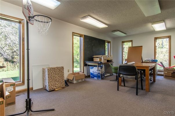 Home Office, Interior