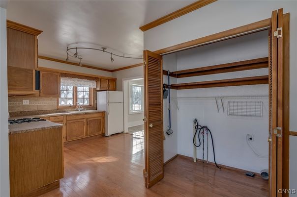Interior, Kitchen, Wood Texture Flooring