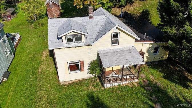 Exterior, Drone