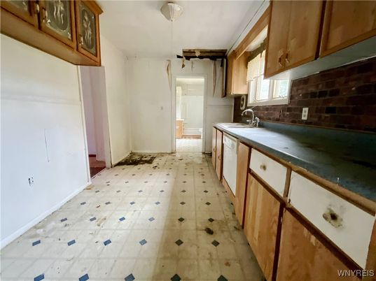 Interior, Kitchen, Pendant Lights