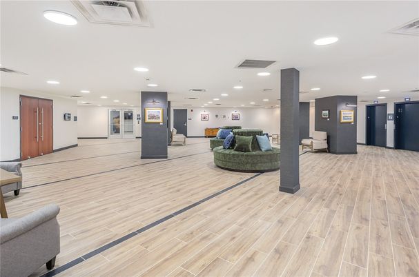 Interior, Recessed Lighting, Wood Texture Flooring