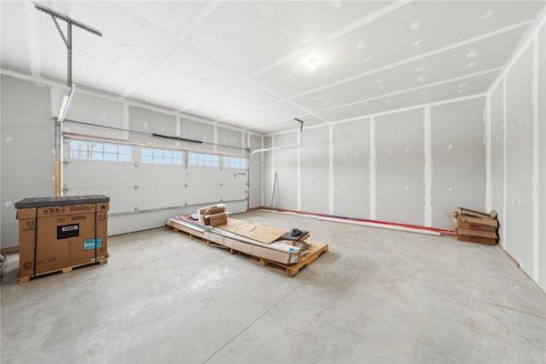 Garage, Interior