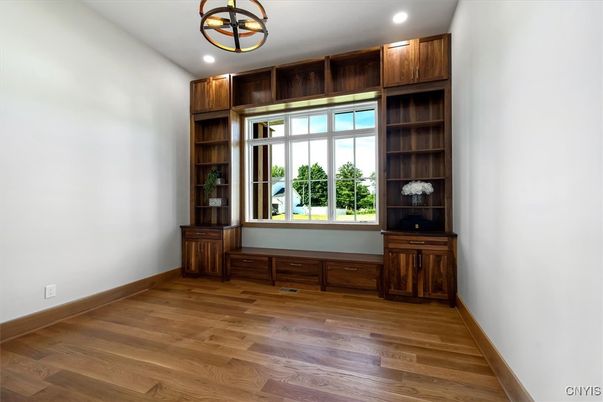 Empty room, Interior, Recessed Lighting, Wood Texture Flooring