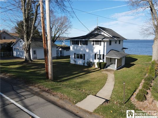 Backyard, Exterior, Water