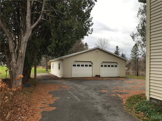 Detached Garage, Exterior