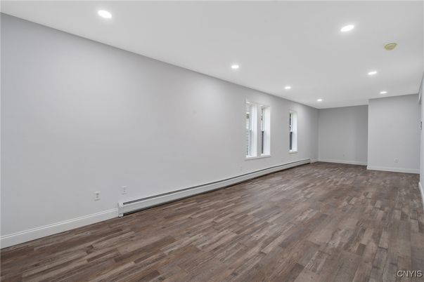 Empty room, Interior, Recessed Lighting, Wood Texture Flooring