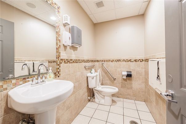 Bathroom, Interior, Recessed Lighting