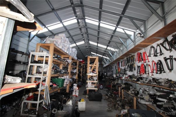 Garage, Interior