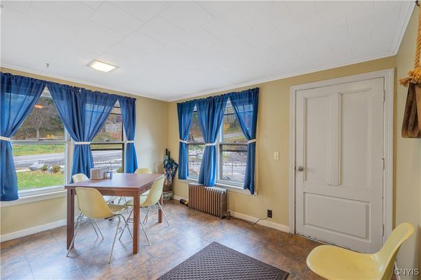 Dining room, Interior, Recessed Lighting