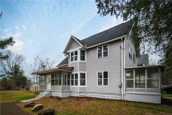 Exterior, Facade, Queen Anne Victorian