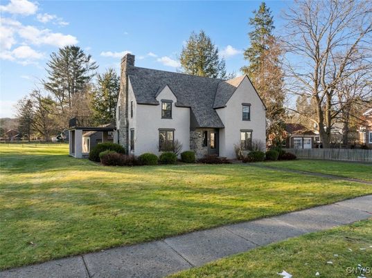 Backyard, Exterior, Facade, French Provincial