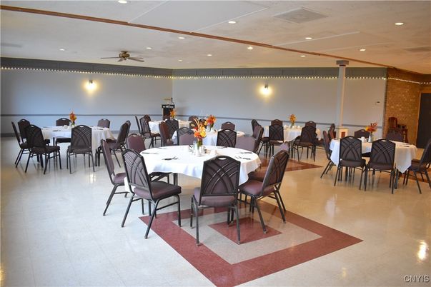 Dining room, Interior, Recessed Lighting