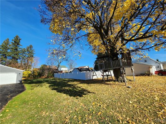 Backyard, Detached Garage, Exterior