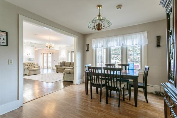 Chandelier, Dining room, Interior, Living room, Wood Texture Flooring