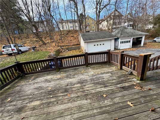 Detached Garage, Exterior