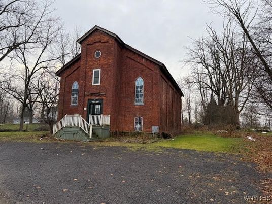 Backyard, Exterior, Facade, Brick Facade, None