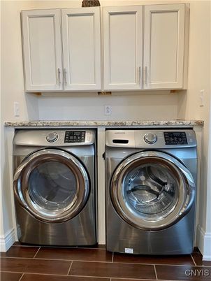 Interior, Washer, Wood Texture Flooring