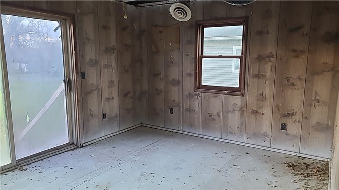 Empty room, Interior, Wooden Walls