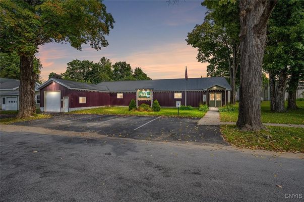 Backyard, Exterior, Facade, Ranch