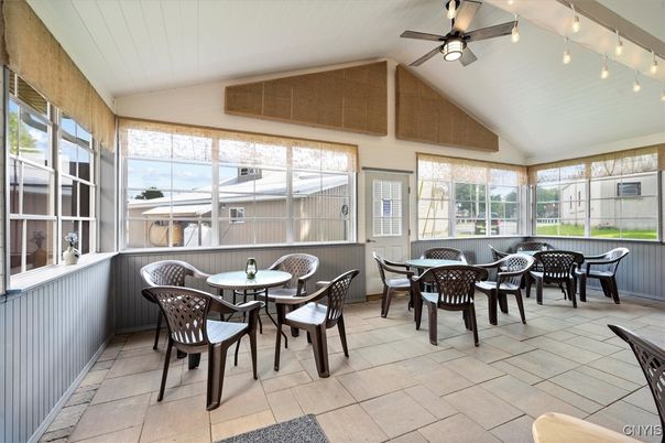 Dining room, Interior, Sun Room