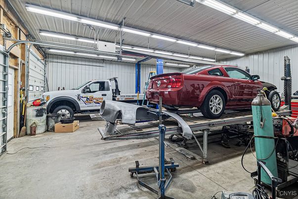 Garage, Interior